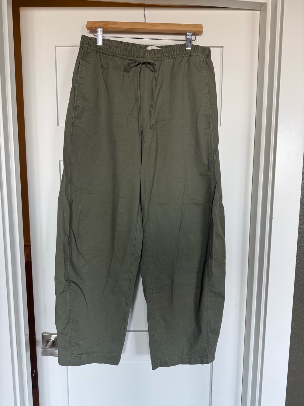 TALL Abercrombie & Fitch Olive Green Barrel Pants